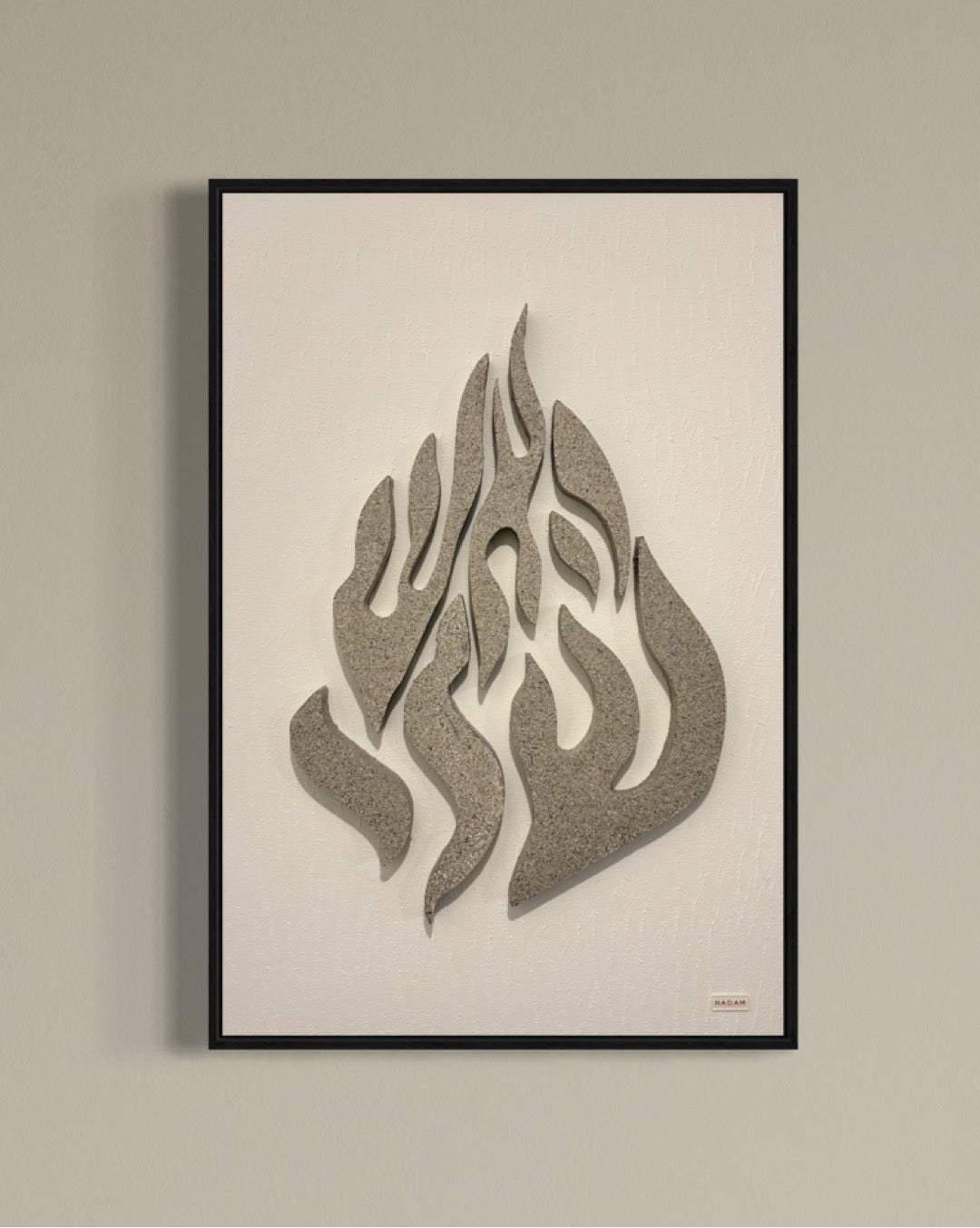 La Flamme — Pierre Grise